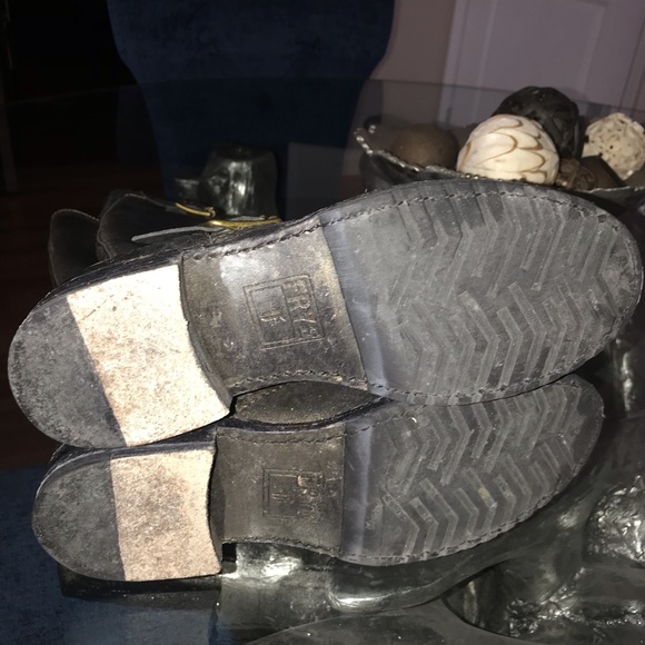 Coach and Frye Veronica Collaboration Boots - Picture 4 of 7